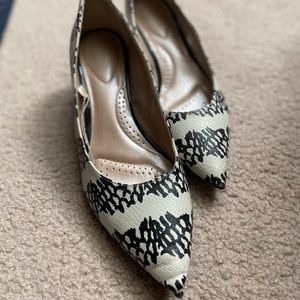 Dexflex Comfort Pumps